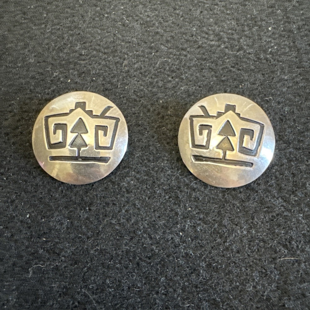 Navajo Signed Della & Francis James Sterling Silver Round Disc Pierced Earrings